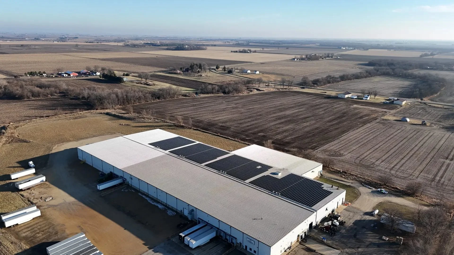 Warehouse roofing in Lansing