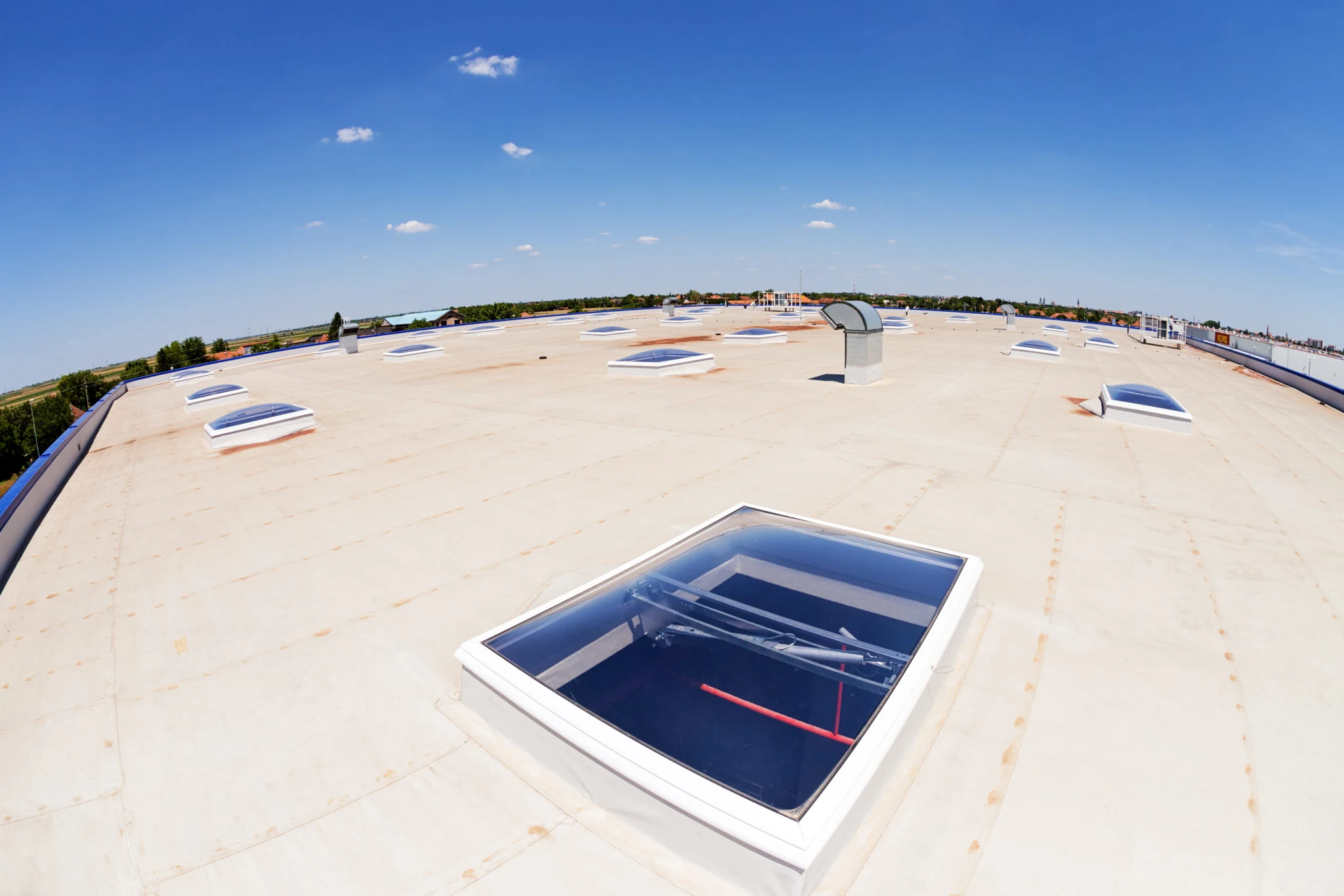 EPDM Black Roof Systems in Lansing, MI EPDM Black Roof Systems in Lansing, MI